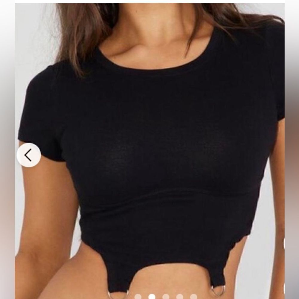Live In The Moment Black Garter Crop Short Sleeve Top-Silver Toned Ring Detail